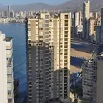 Piso Eva Con Magnificas Vistas * بينايدورم